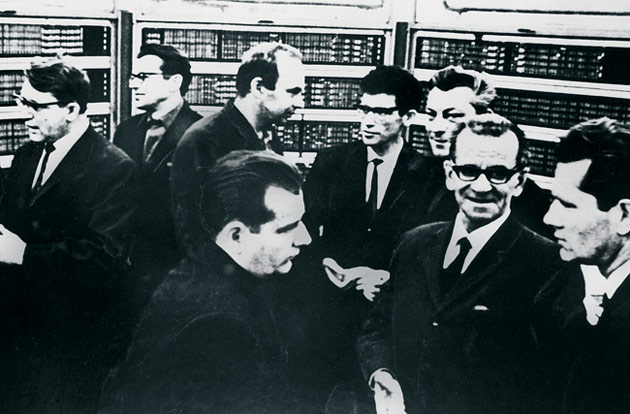 Реферат: Сергей Алексеевич Лебедев - создатель первого в континентальной Европе компьютера Реферат: Сергей Алексеевич Лебедев - создатель первого в континентальной Европе компьютера